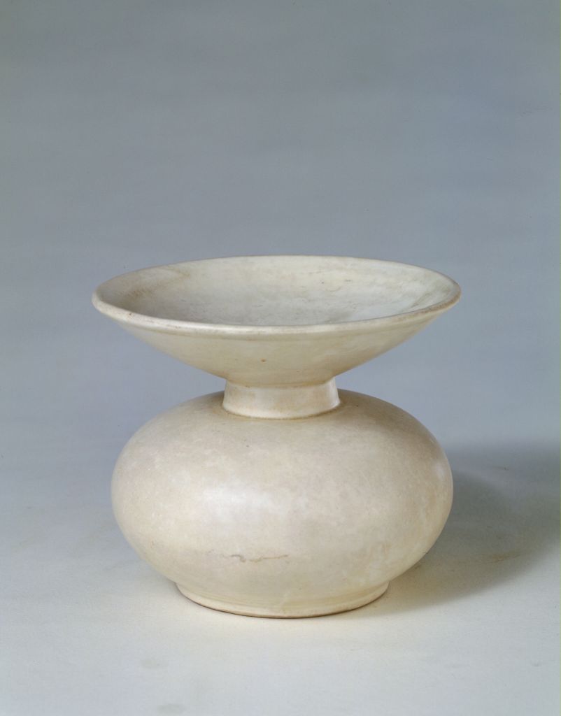 图片[1]-White glaze slag bucket-China Archive